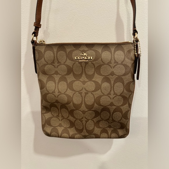 Coach crossbody - Picture 1 of 5